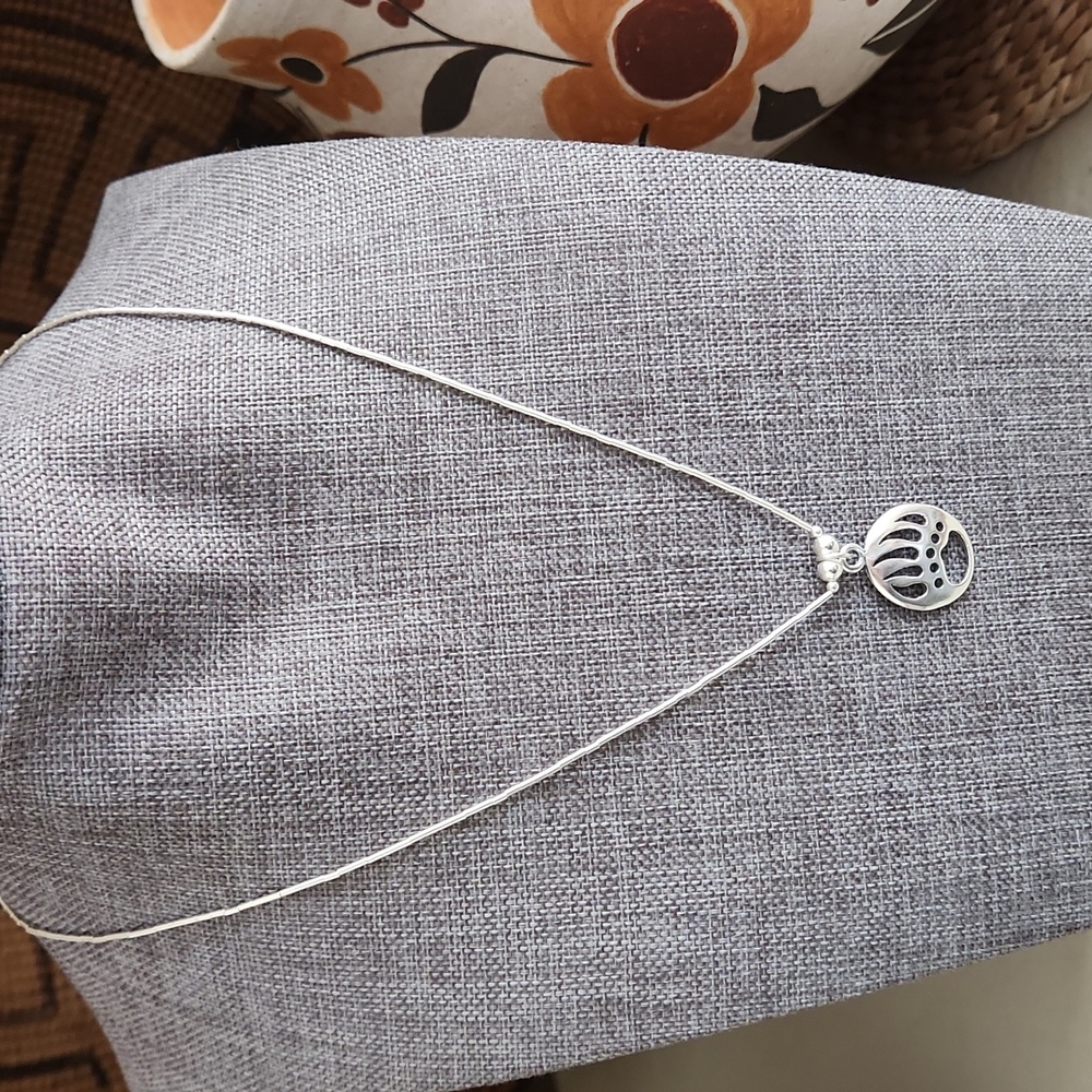 NWOT Native American Navajo Handmade Sterling Bear Claw Necklace ♥️🐻